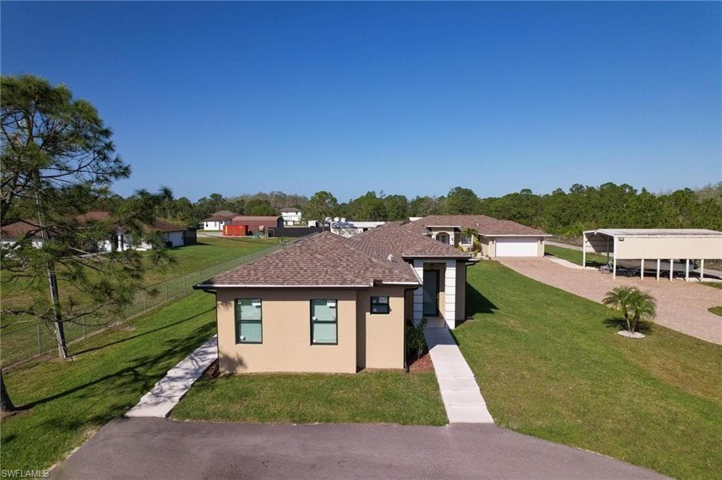 1885 Desoto Blvd N, Naples, FL 34120-32