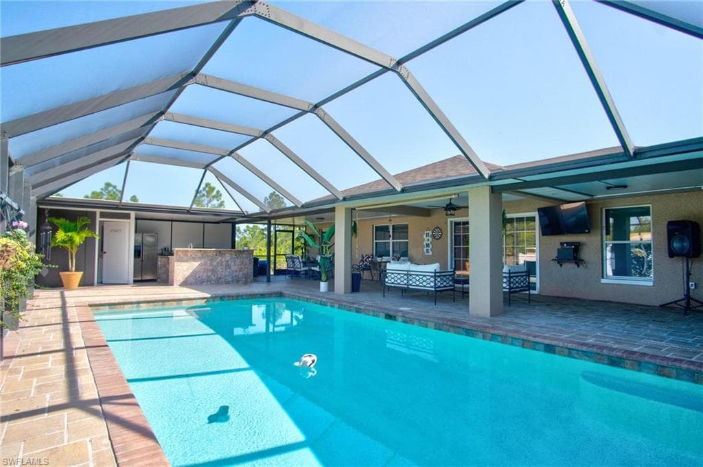 1885 Desoto Blvd N, Naples, FL 34120-6