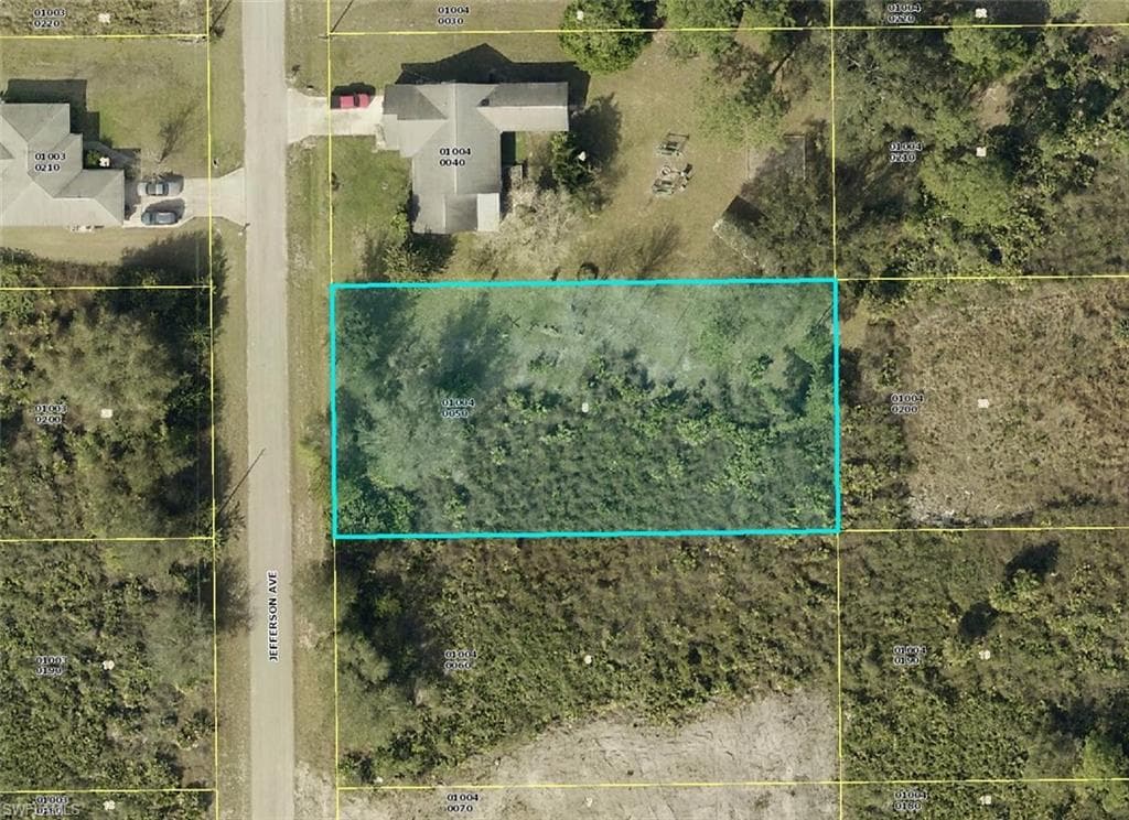 1216 Jefferson Ave, Lehigh Acres, FL 33972-4