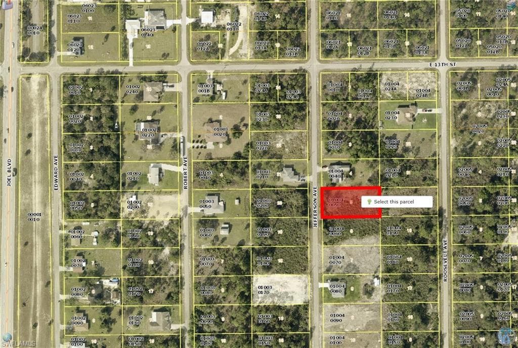 1216 Jefferson Ave, Lehigh Acres, FL 33972-5