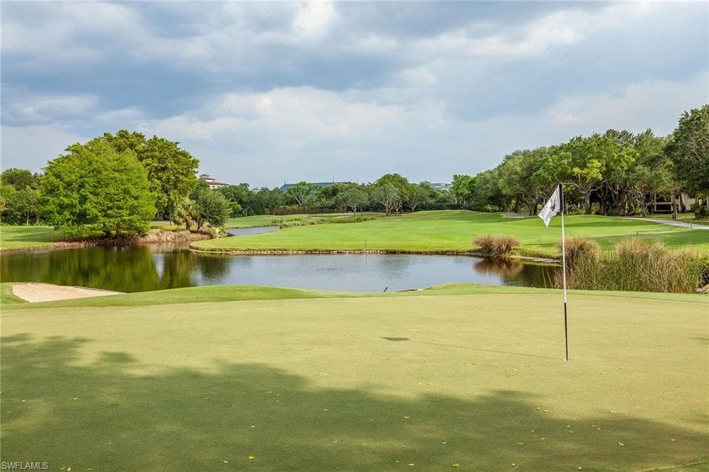 790 Bentwater Cir 203, Naples, FL 34108-25