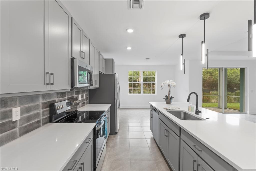 26390 Coco Cay Cir 101, Bonita Springs, FL 34135-2