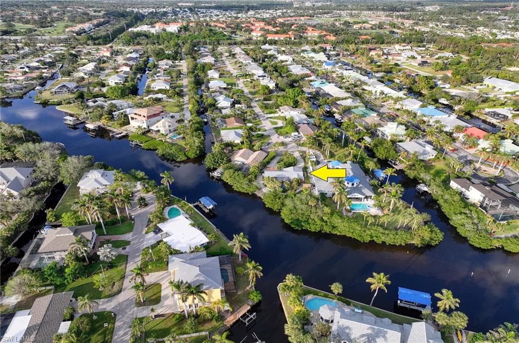 27285 Belle Rio Dr, Bonita Springs, FL 34135-33