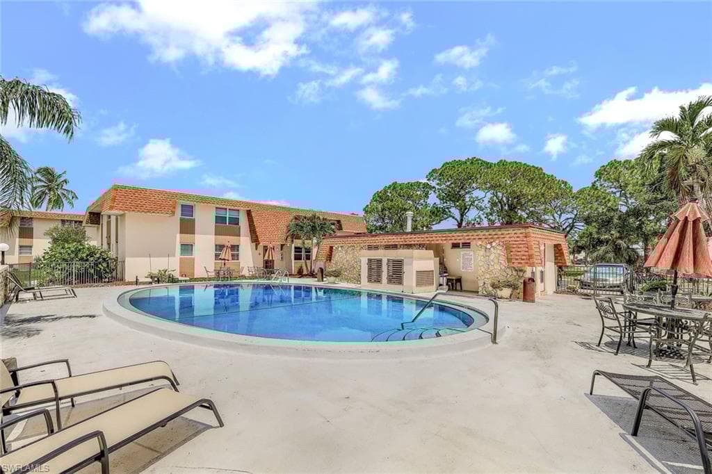 457 Tallwood St 406, Marco Island, FL 34145-16