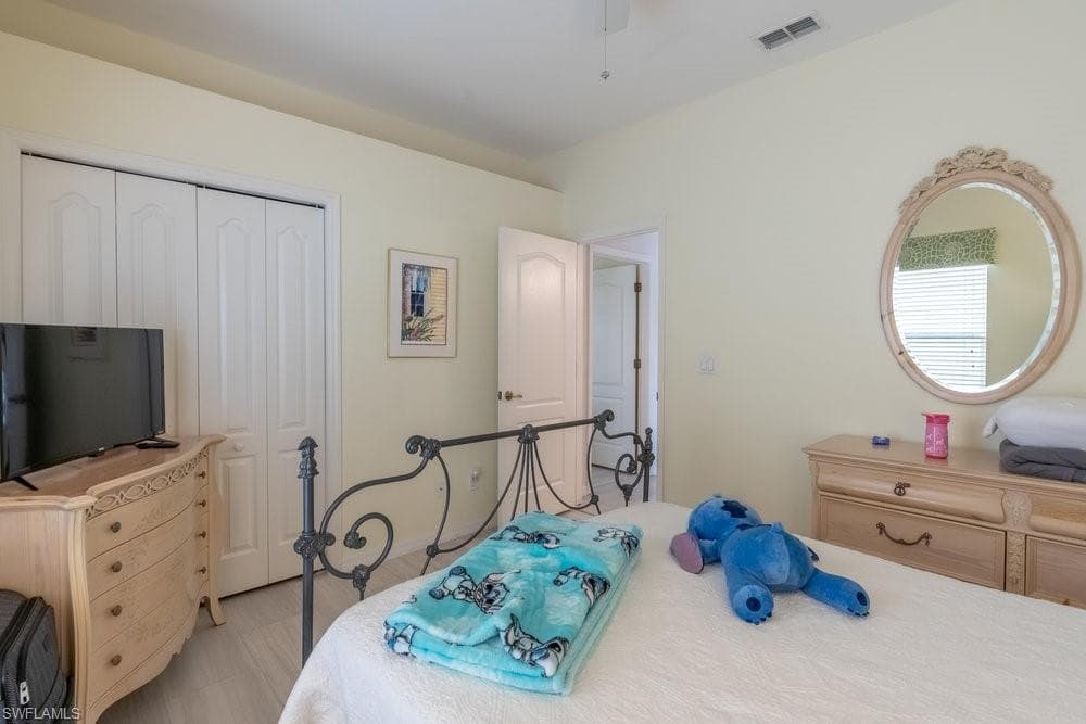 7124 Falcons Glen Blvd, Naples, FL 34113-26