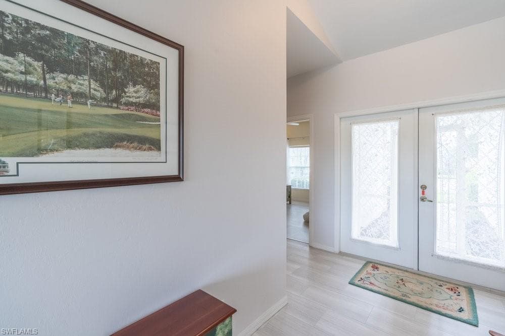 7124 Falcons Glen Blvd, Naples, FL 34113-4
