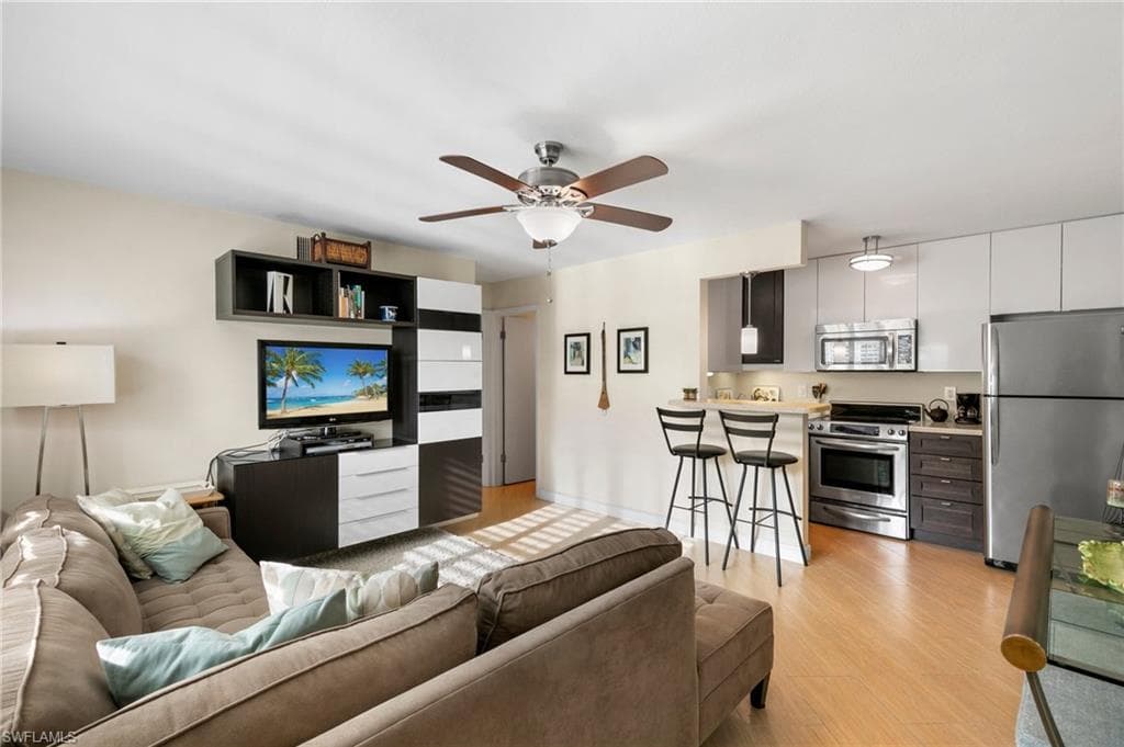 457 Tallwood St 403, Marco Island, FL 34145-4