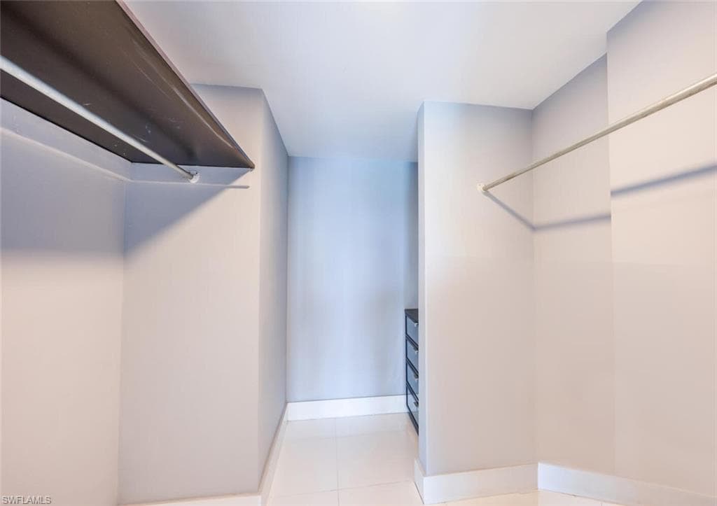 1 Bluebill Ave 503, Naples, FL 34108-17