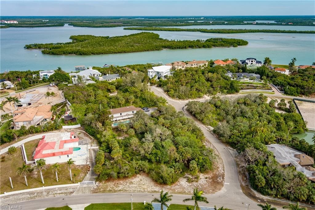889 Scott Dr, Marco Island, FL 34145-12