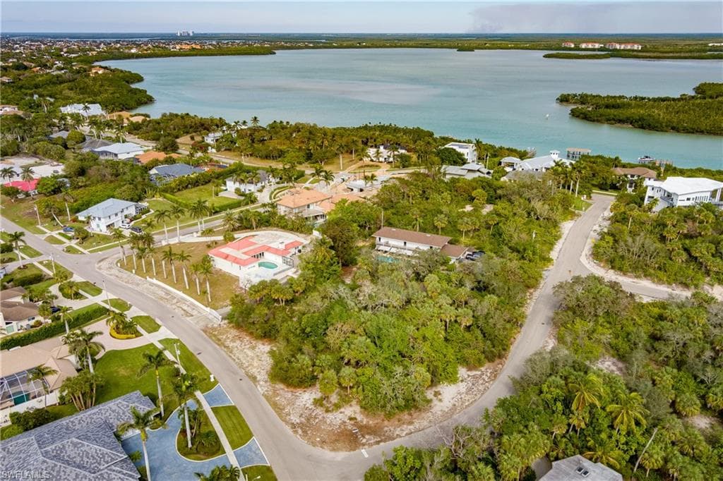 889 Scott Dr, Marco Island, FL 34145-13