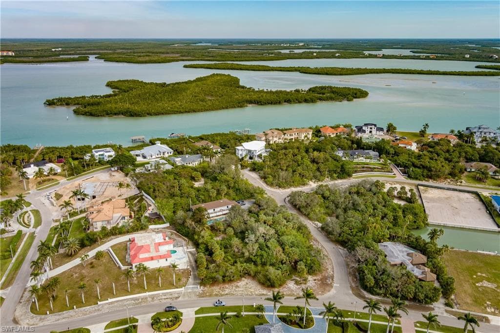 889 Scott Dr, Marco Island, FL 34145-20