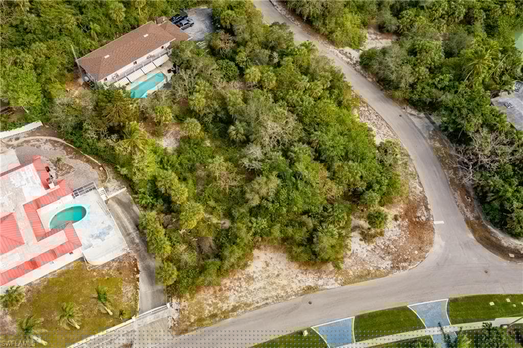 889 Scott Dr, Marco Island, FL 34145-27