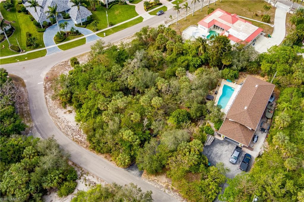 889 Scott Dr, Marco Island, FL 34145-29