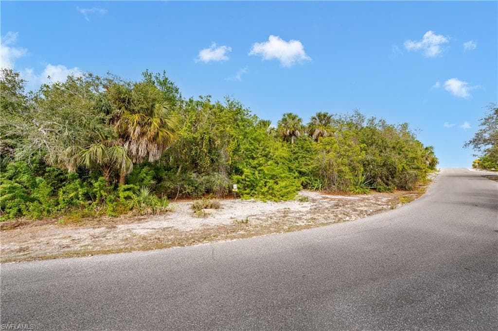 889 Scott Dr, Marco Island, FL 34145-36