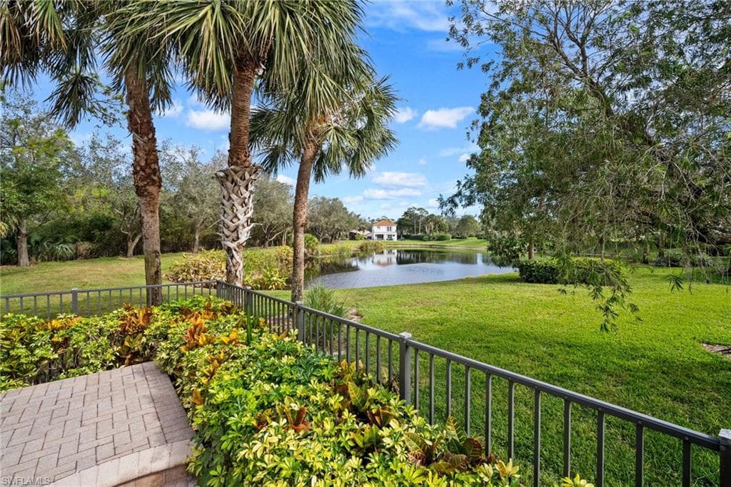 1384 Areca Cv, Naples, FL 34119-11