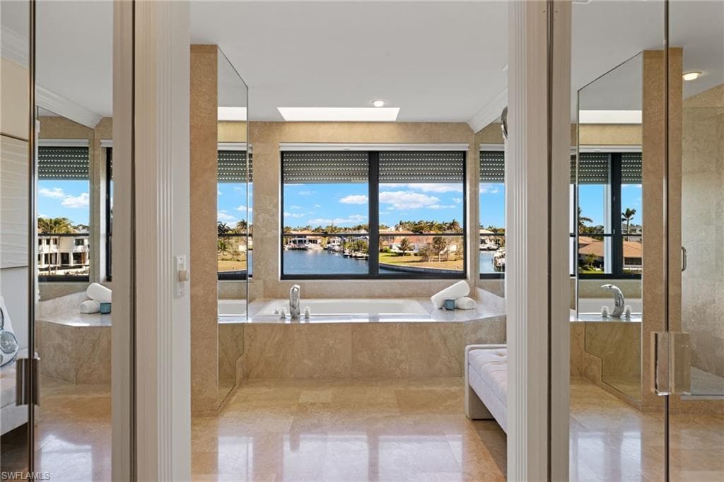 4400 Gulf Shore Blvd N 4-405, Naples, FL 34103-31