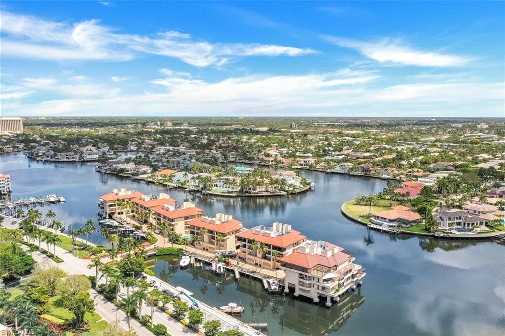 4400 Gulf Shore Blvd N 4-405, Naples, FL 34103-39