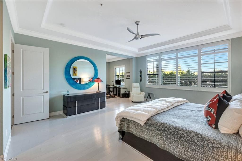 2431 Breakwater Way 10-101, Naples, FL 34112-18