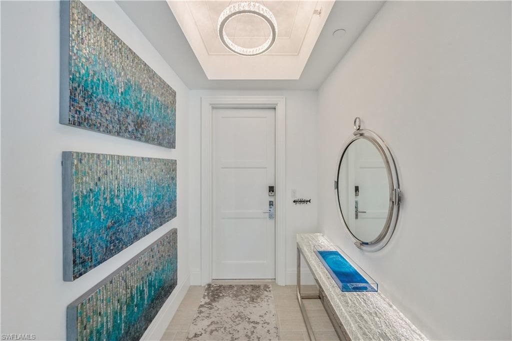 1135 3rd Ave S 304, Naples, FL 34102-3