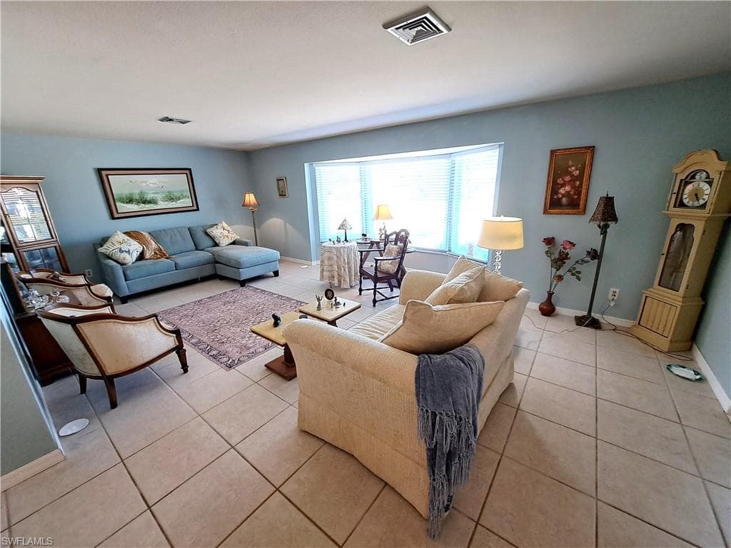 1727 Lakeview Blvd, North Fort Myers, FL 33903-8
