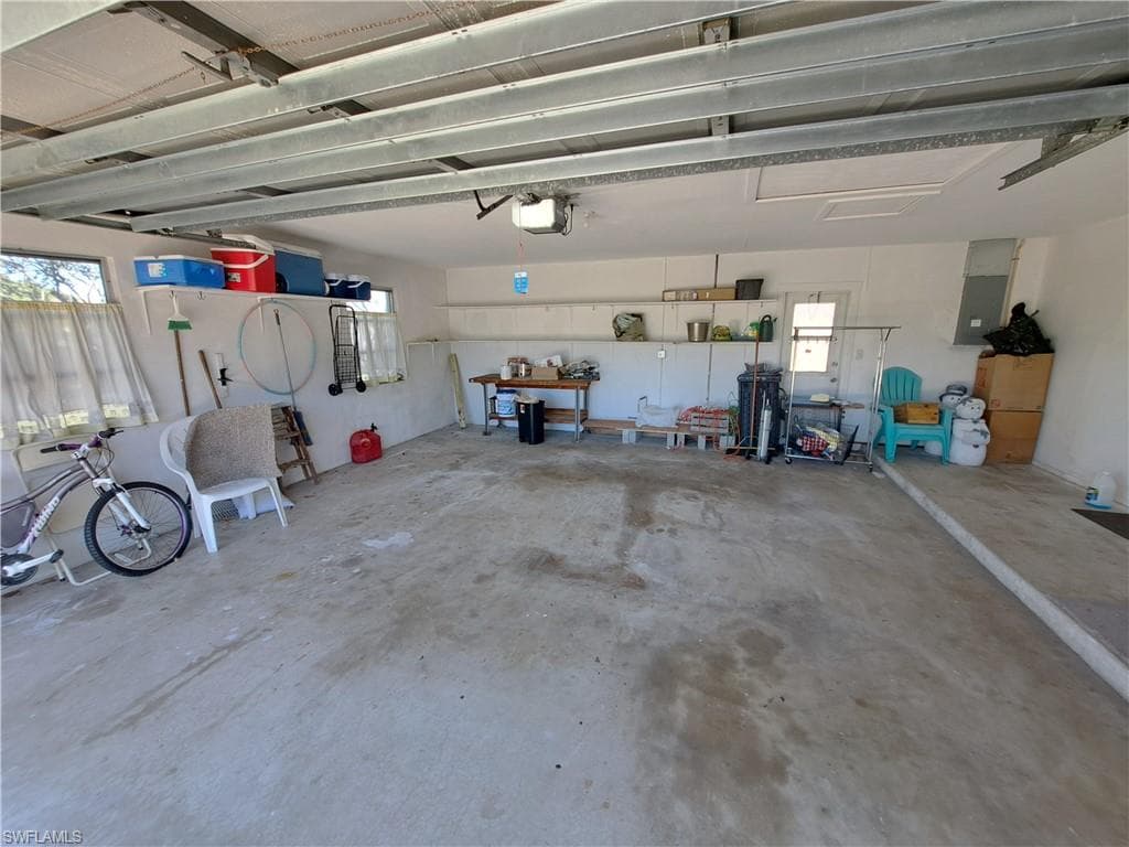 1727 Lakeview Blvd, North Fort Myers, FL 33903-11