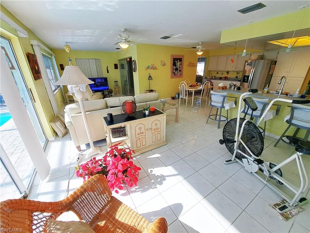 1727 Lakeview Blvd, North Fort Myers, FL 33903-6