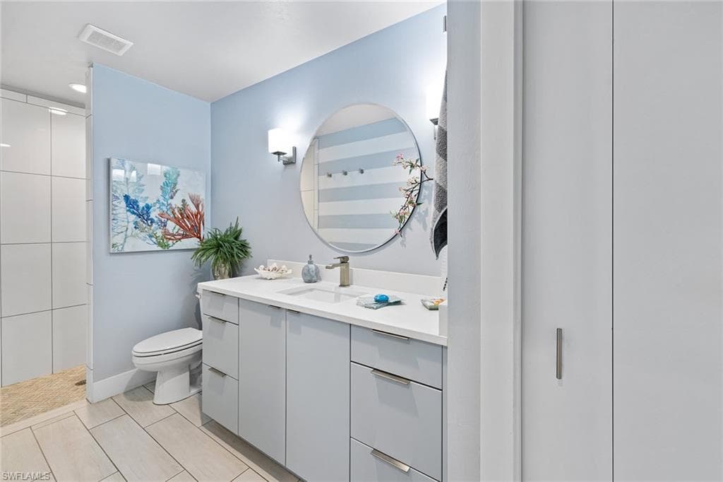 111 Bahama Ave, Marco Island, FL 34145-30