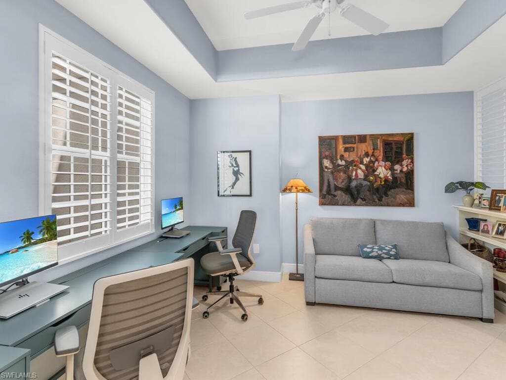 7873 Hawthorne Dr 202, Naples, FL 34113-13