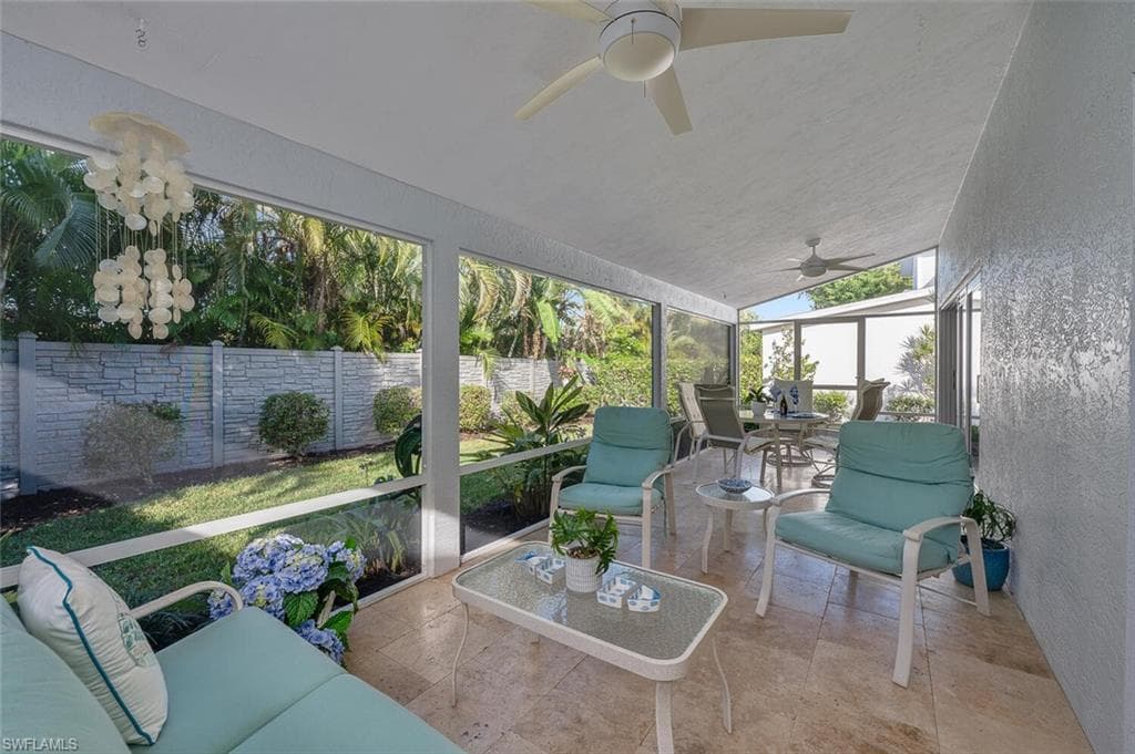 3205 Carriage Cir, Naples, FL 34105-15