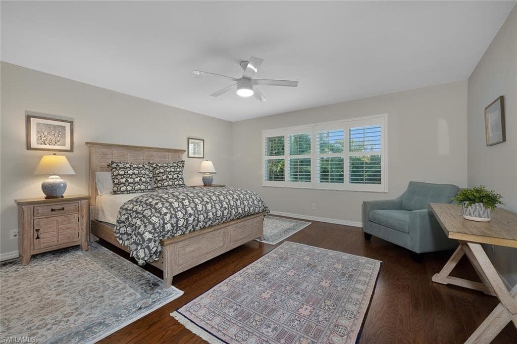 3205 Carriage Cir, Naples, FL 34105-17