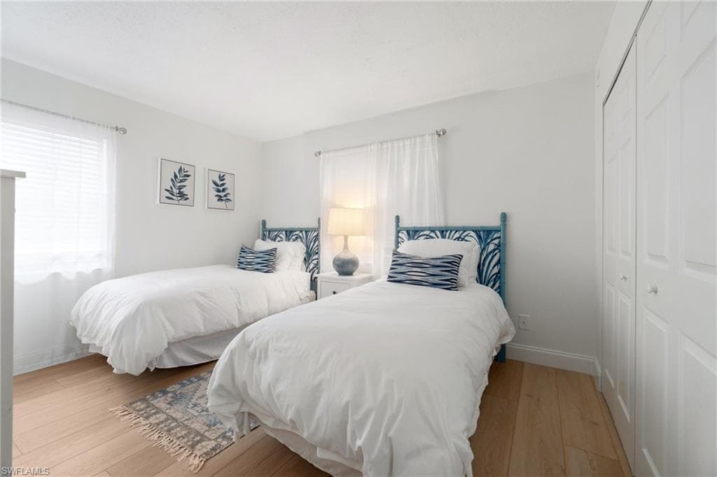 1222 Gordon Dr 2, Naples, FL 34102-18