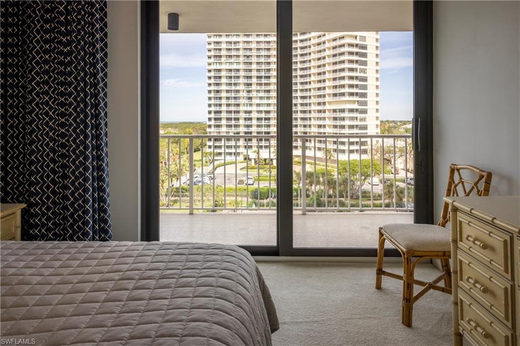 320 Seaview Ct 612, Marco Island, FL 34145-18