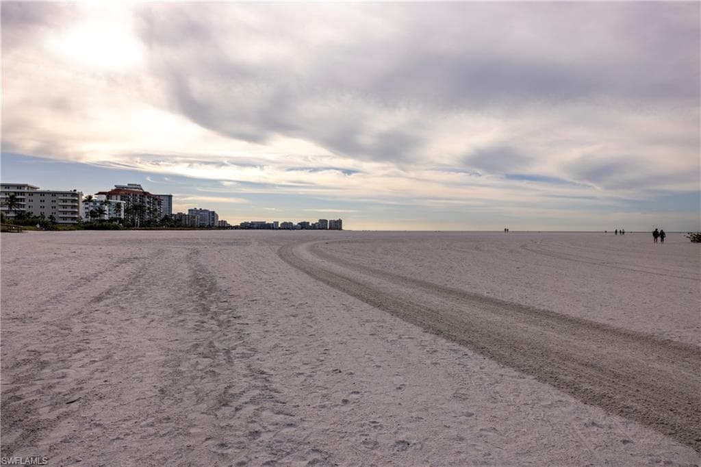 320 Seaview Ct 612, Marco Island, FL 34145-30
