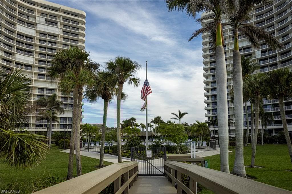 320 Seaview Ct 612, Marco Island, FL 34145-32