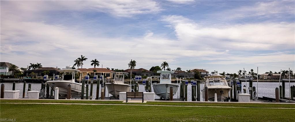 320 Seaview Ct 612, Marco Island, FL 34145-36