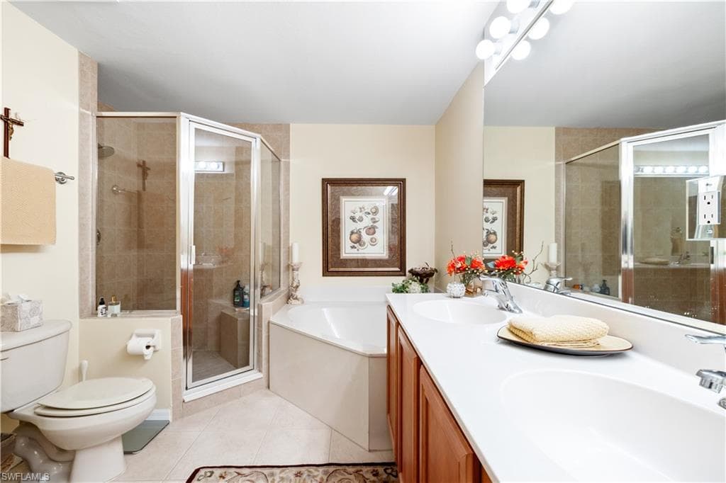 25130 Sandpiper Greens Ct 104, Bonita Springs, FL 34134-13