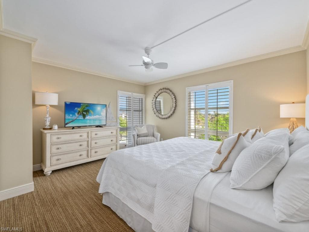 300 Park Shore Dr 5a, Naples, FL 34103-19