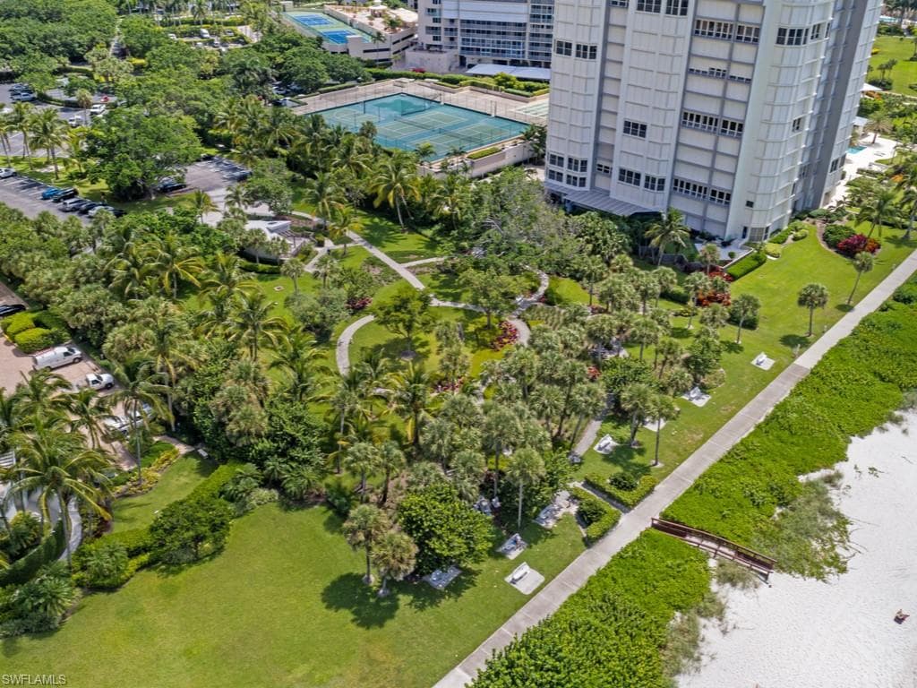 300 Park Shore Dr 5a, Naples, FL 34103-31