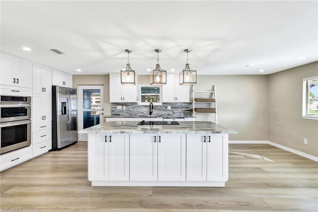 104 Audubon Rd, Naples, FL 34114-11