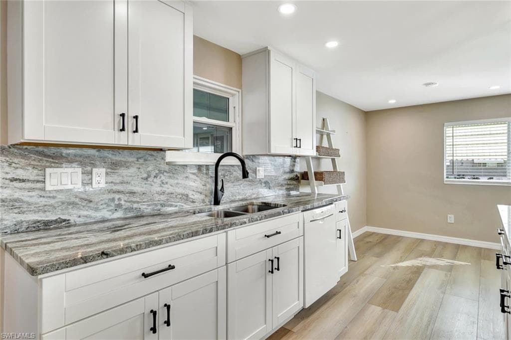 104 Audubon Rd, Naples, FL 34114-16