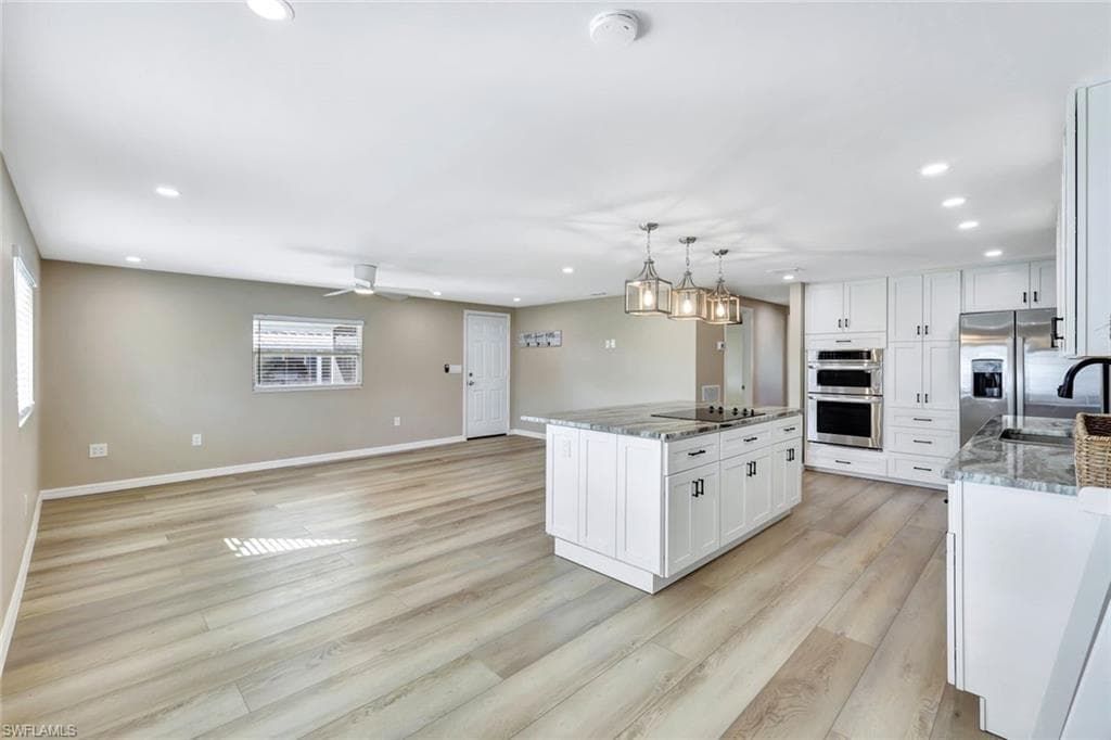 104 Audubon Rd, Naples, FL 34114-17