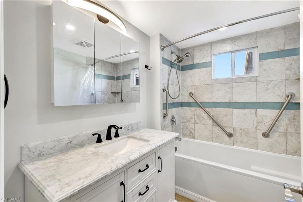 104 Audubon Rd, Naples, FL 34114-22