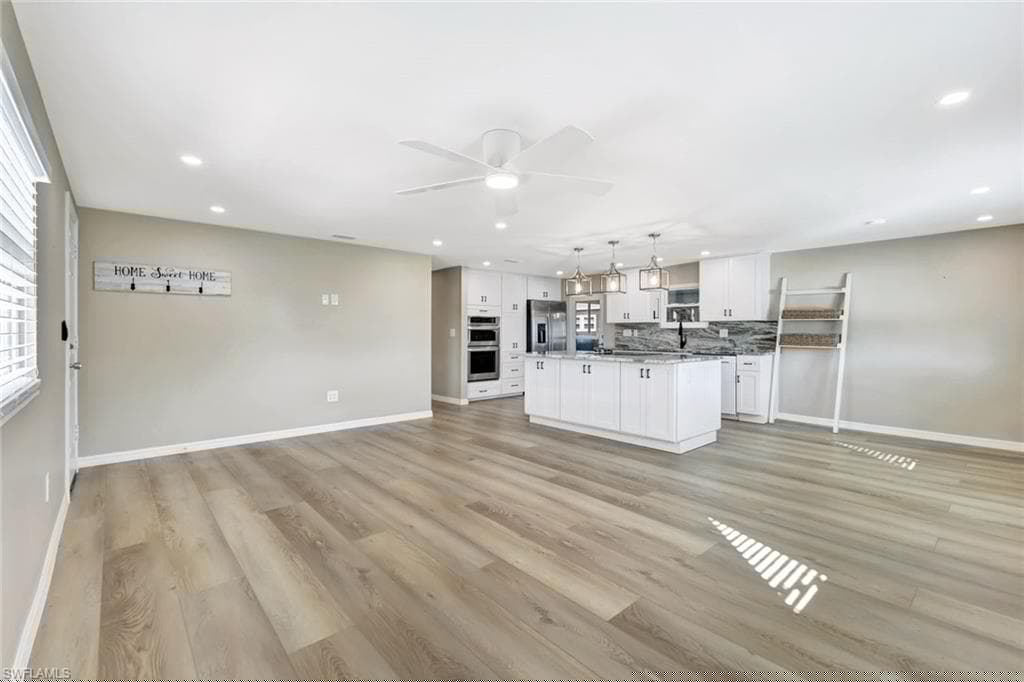 104 Audubon Rd, Naples, FL 34114-8