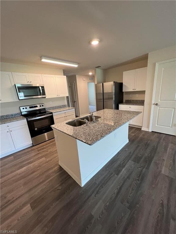 9114 Aegean Cir, Lehigh Acres, FL 33936-4