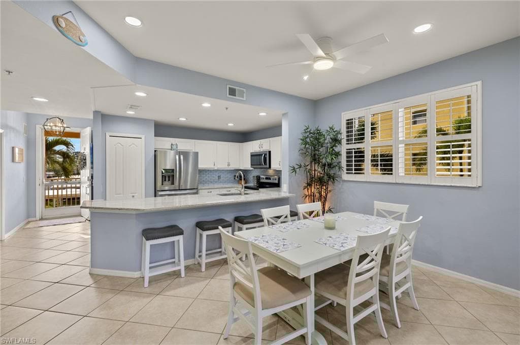 6824 Sterling Greens Pl 3201, Naples, FL 34104-1