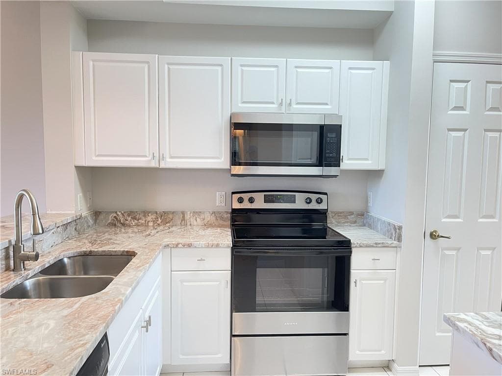 3960 Loblolly Bay Dr 306, Naples, FL 34114-8