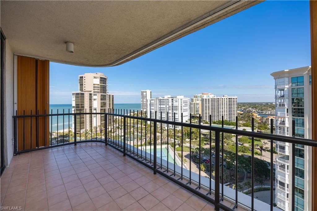 4251 Gulf Shore Blvd N 18b, Naples, FL 34103-9