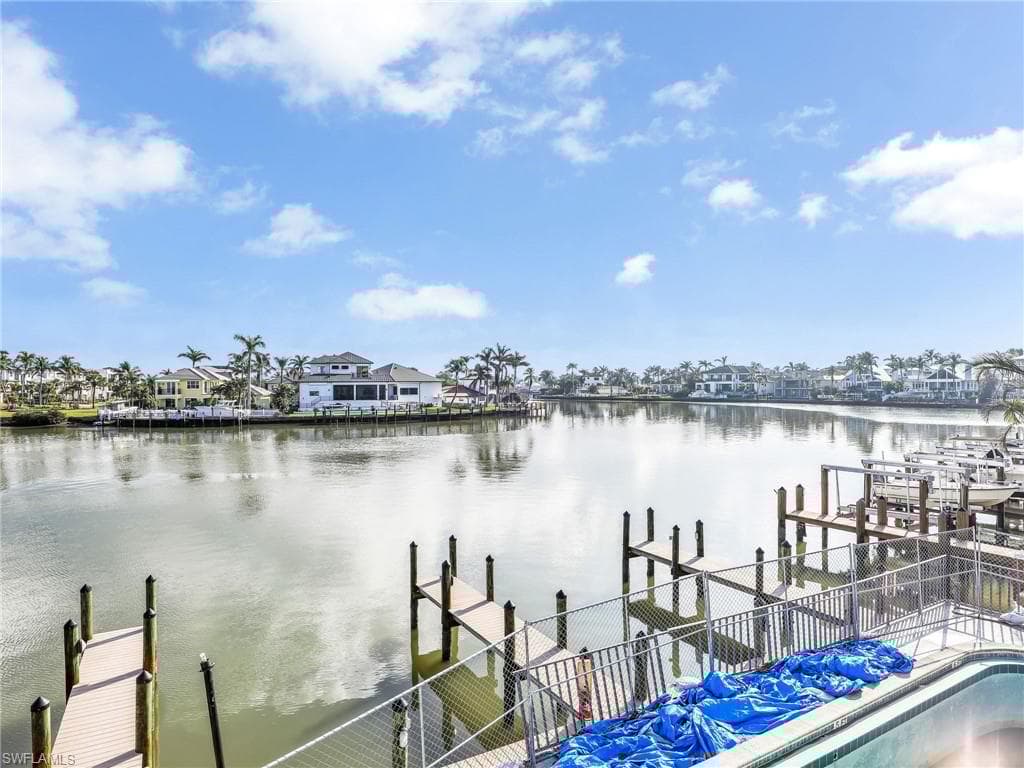 10540 Gulfshore Dr, Naples, FL 34108-9