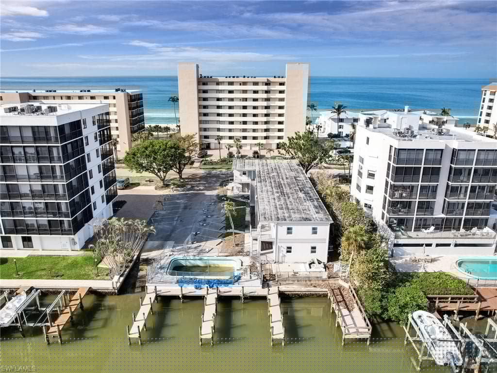 10540 Gulfshore Dr, Naples, FL 34108-4