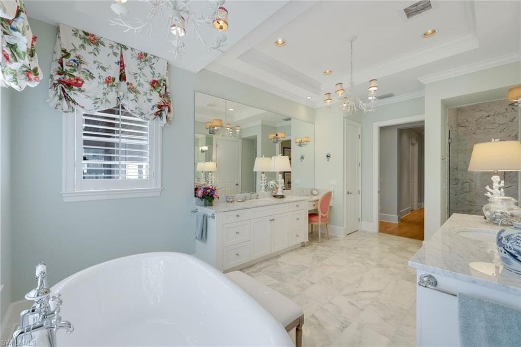 455 13th Ave S, Naples, FL 34102-31